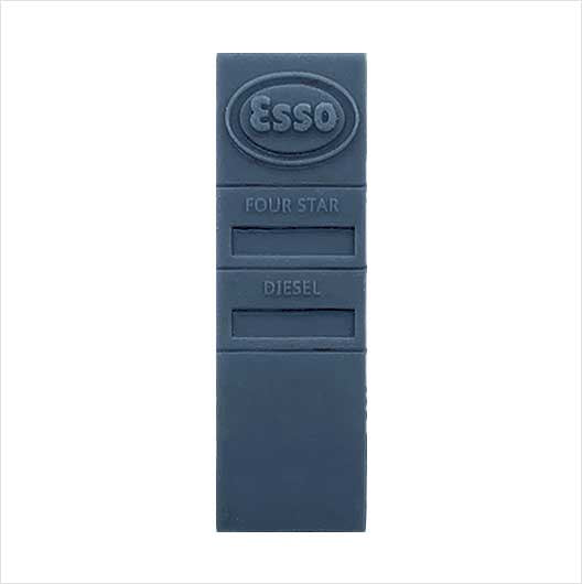 OO Scale | 1965 Esso Petrol Station Totem (1 piece)