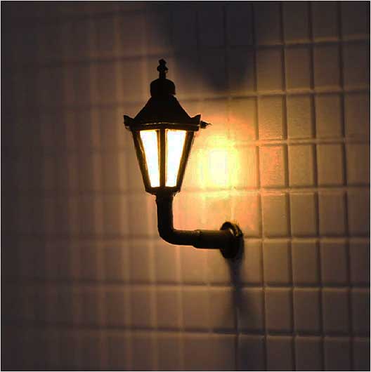 OO Scale | 3-Volt Victorian Wall Lamp (2 pack)